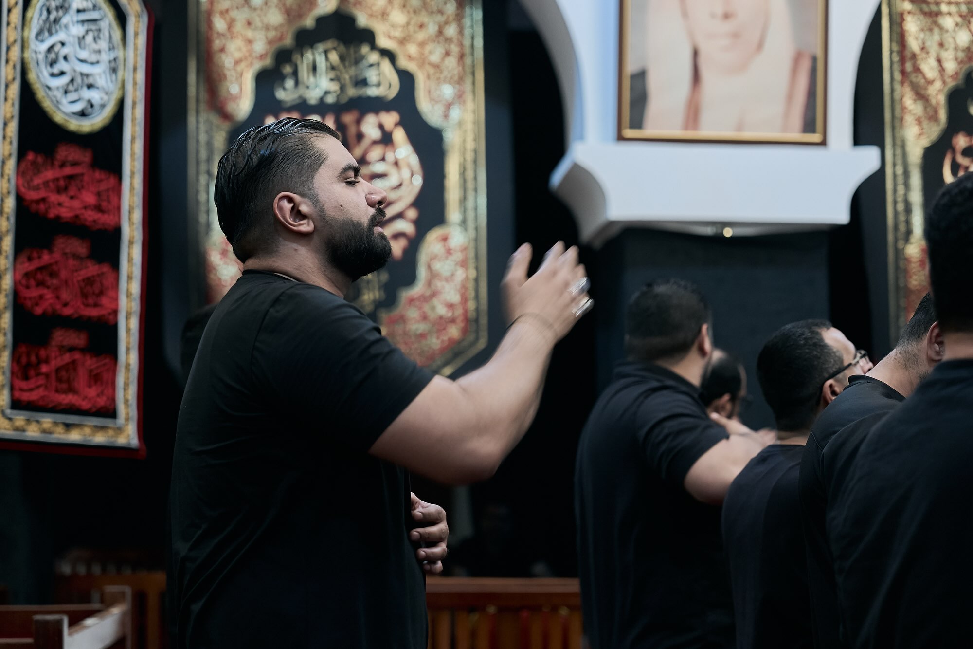 ⁨	شهادة السيدة رقية (ع) 	⁨	⁨	⁨	⁨	.  اللّهُمَّ صَلِّ عَلى مُحَمَّدٍ وَآلِ مُحَمَّدٍ وَصَلِّ عَلى الحُسَينِ المَظلُومِ الشَّهِيدِ قَتِيلِ العَبَراتِ وَأَسِيرِ الكُرُباتِ صَلاةً نامِيَةً زاكِيَةً مُبارَكَةً يَصعَدُ أَوَّلُها وَلا يَنفَد آخِرُها أَفضَلَ ما صَ